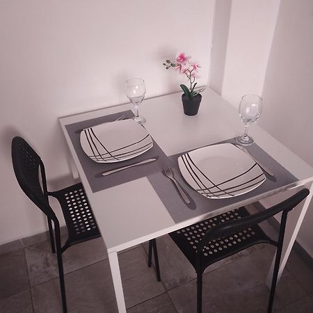 Apartamentos Coris Urban Center Malaga Zewnętrze zdjęcie